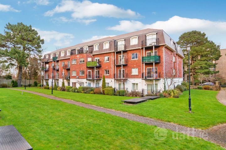 Apartment 150, Westminister, Castle Court, Leopardstown, Dublin 18