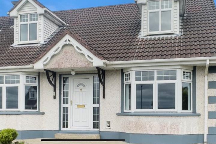 8 Errigal View, Letterkenny, Ellistrin, Co. Donegal