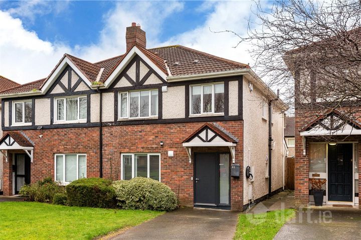 83 Fosterbrook, Booterstown, Co. Dublin, A94T8W3