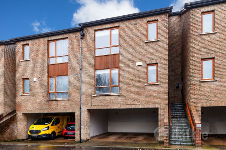 131 Hunters Green, Hunters Wood, Firhouse, Dublin 24, D24CX60