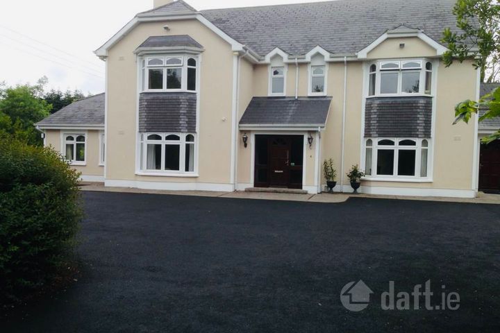 Low Road, Bunratty, Co. Clare