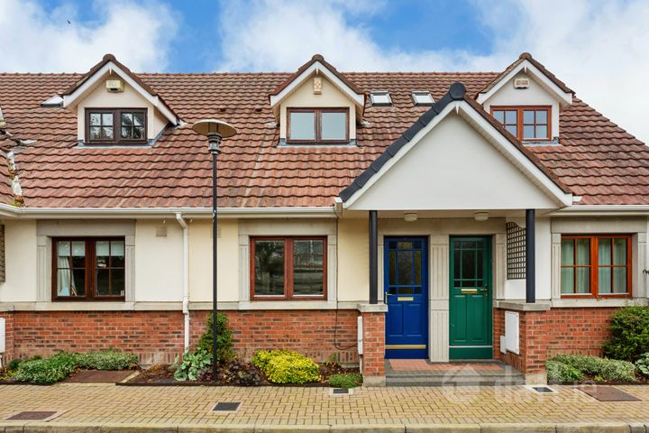 7 The Hedgerows, Foxrock, Dublin 18, D18X8H2