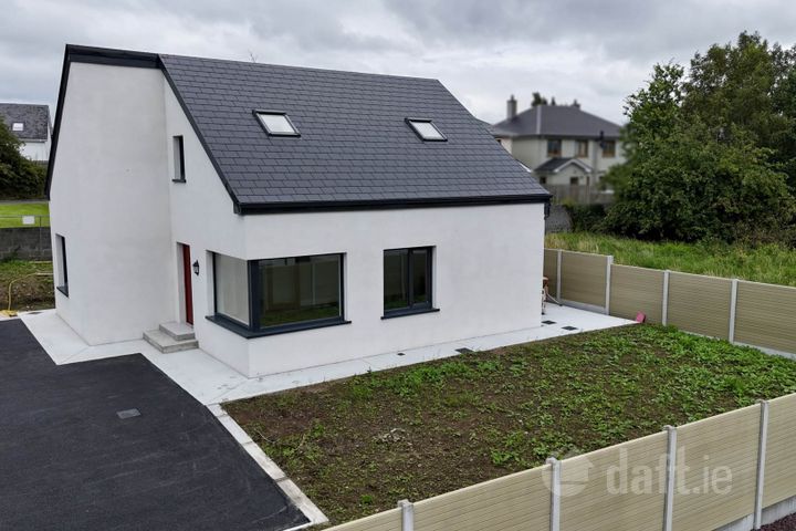 29 Lios Garbh, Ballinasloe, Co. Galway, H53K248
