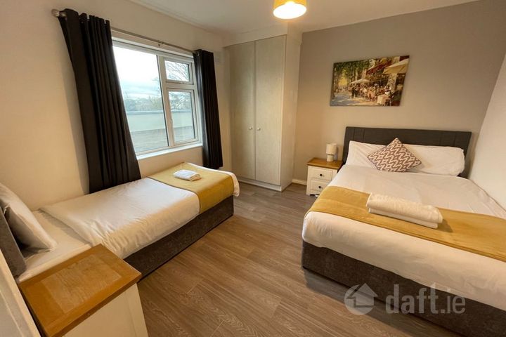 Newcastle Road, Newcastle, Co. Galway