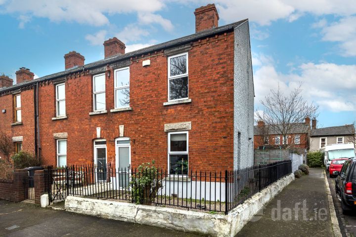 33 De Courcey Square, Dublin 9, Glasnevin, Dublin 9, D09E0V3