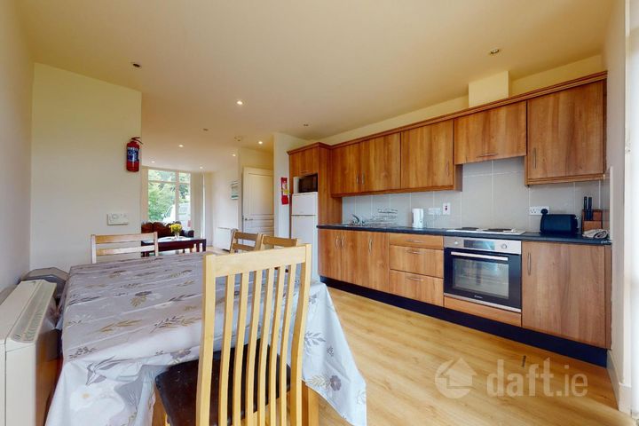 8 Hawthorn Village, Saleen Rd, Castlebar, Mayo