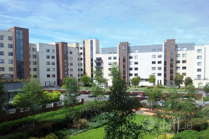 Burnell Square, Clarehall, Dublin 13