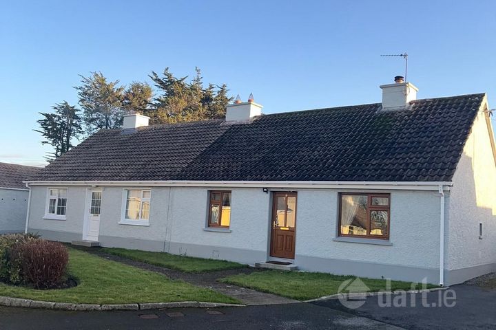 18 Cloontuskert, Lanesborough, Ballyleague, Co. Roscommon