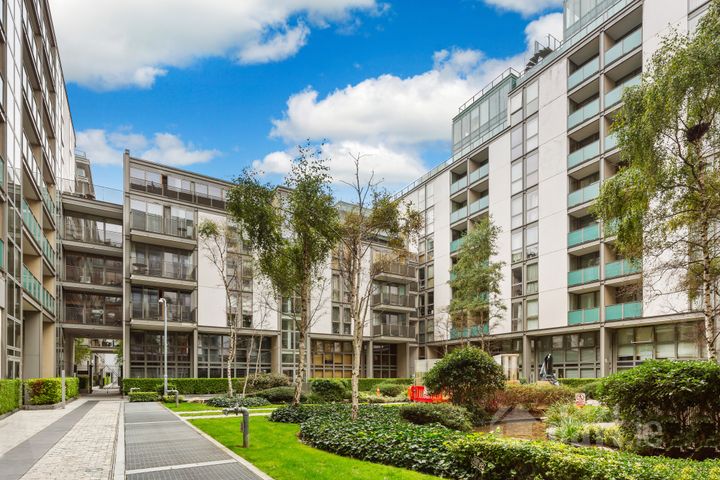 7 Thomastown House, Spencer Dock, IFSC, Dublin 1, D01F624