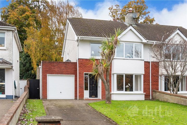 15 Glenlawn Dr, The Park, Cabinteely, Dublin 18, Dublin