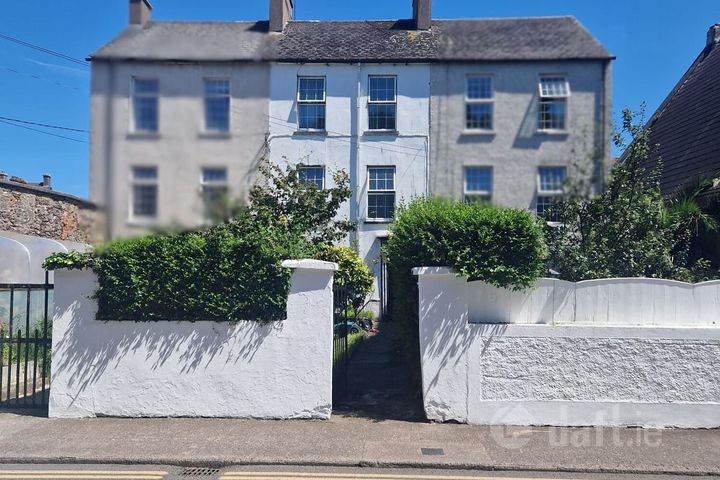 2 Eglantine Terrace, Friar Street, Youghal, Co. Cork, P36WP21