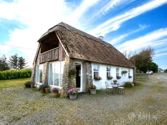 Brendans Cottage and Crannog, Cladhnach, Carraroe, Casla, Co. Galway - Detached house