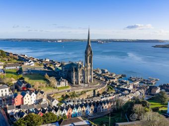Ard Alainn- 3 Bed Semi Detached, Ard Alainn, Cobh, Co. Cork - Semi-detached house