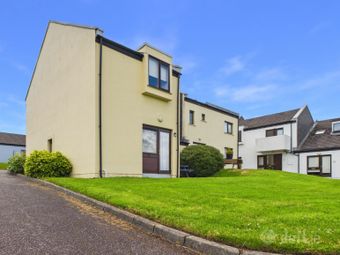 37 Carleton Village, Golf Links Road, Youghal, Co. Cork - Semi-detached house