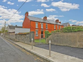 St Senans, South Circular Road, Co. Limerick - Semi-detached house