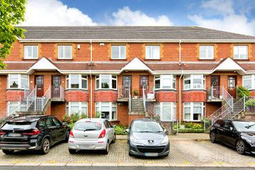 63 The Paddocks, Hybreasal, Dublin 8, D08DX79