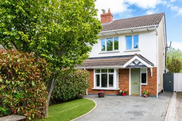 12 Glencairn Grove, The Gallops, Leopardstown, Co. Dublin, D18P7A4
