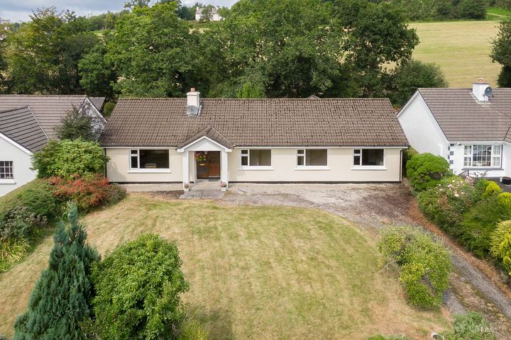 3 Oaklands, Kenmare, Co. Kerry, V93KP49