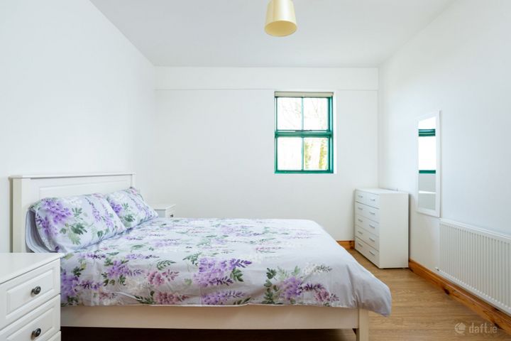 Lil McCarthy's, Main Street, Castletownshend, Co. Cork, P81PX85