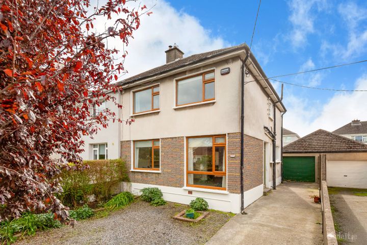 106 Upper Kilmacud Road, Stillorgan, Co. Dublin, A94Y7N9