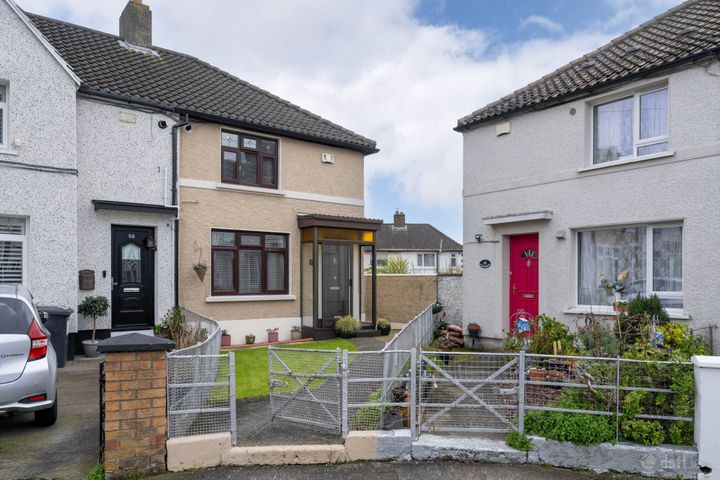 51 Glenshesk Road, Whitehall, Dublin 9, Co. Dublin, D09H768