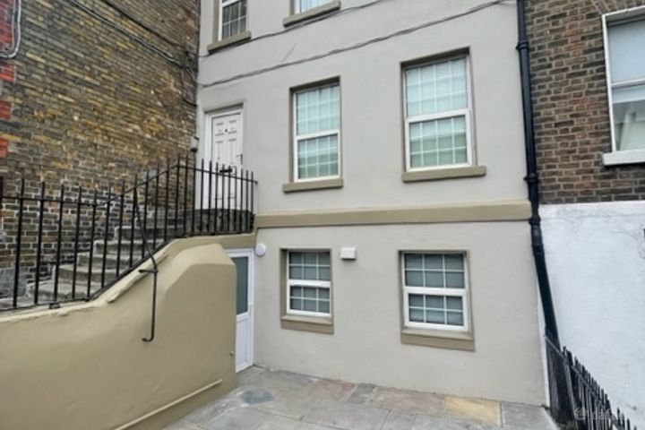 Flat 1, 6 Prussia Street, Dublin 7