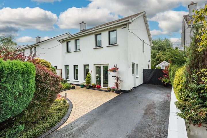 2 Parkside, Ballymore Eustace Road, Naas, Co. Kildare, W91F2RC