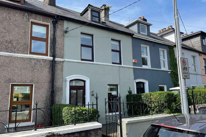 11 Flora View, Boreenmanna Road, Ballinlough, Co. Cork, T12T2XW