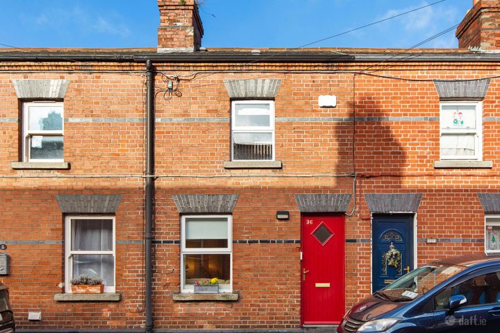 36 Great Western Villas, Phibsborough, Dublin 7, D07YW6F