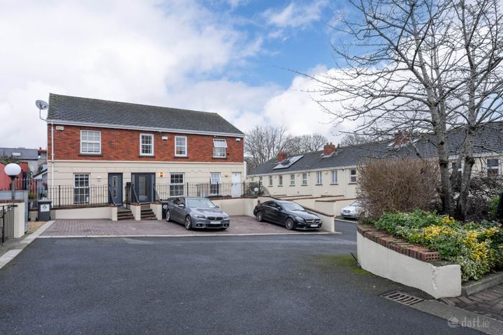11 Royal Canal Court, Phibsboro, Dublin 7, D07N1W5