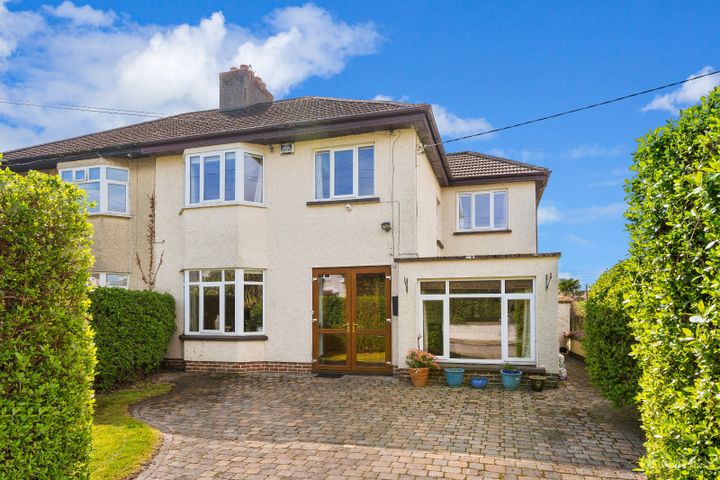 43 Ashton Park, Monkstown, Blackrock, Dublin