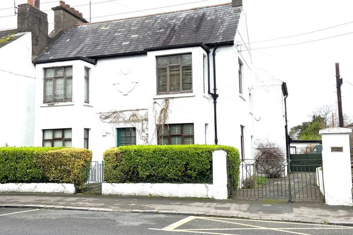 Courtville, St Michaels St, Tipperary, Tipperary