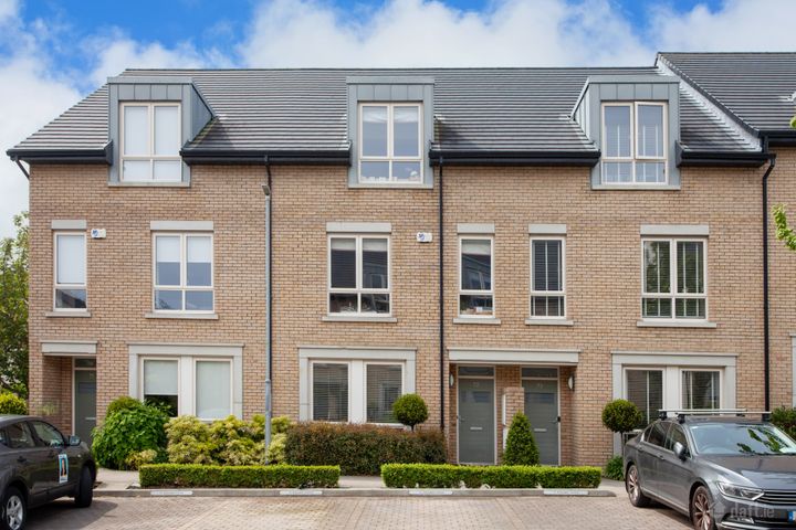 72 Roseland Avenue, Cualanor, Upper Glenageary Road, Dublin