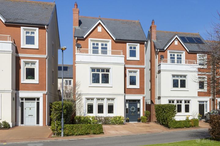 9 College Sq, Wainsfort, Terenure Dublin 6, Dublin