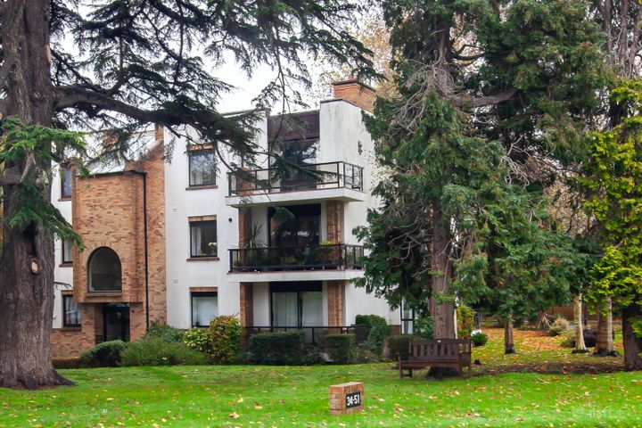 Apartment 42, The Elms, Mount Merrion Avenue, Blackrock, Co. Dublin, A94PW82