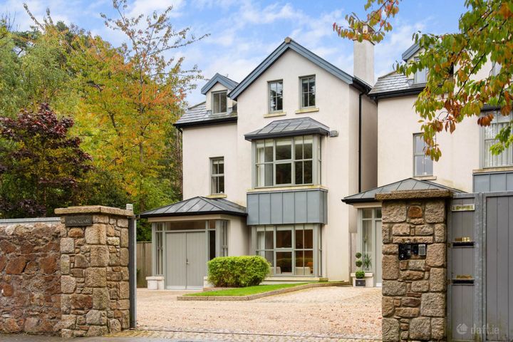 3 Montclair, Claremont Road, Killiney, Dublin