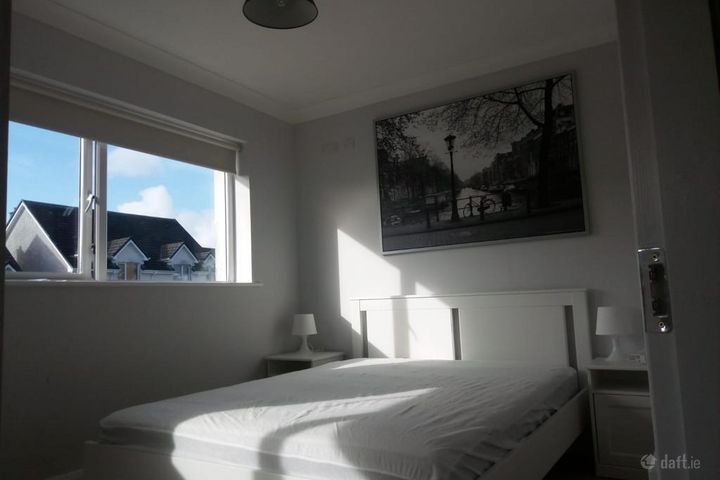 62 Sli Gheal, Ballymoneen Road, Knocknacarra, Co. Galway