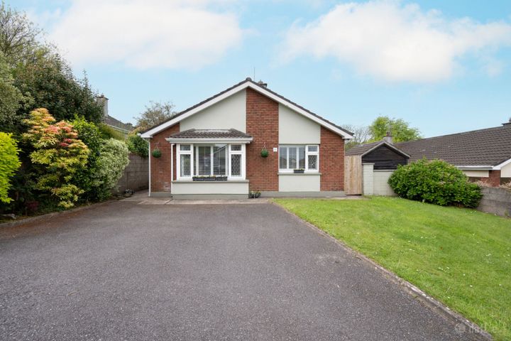 4 Oaklawn, Castle Road, Bandon, Co. Cork, P72DC04