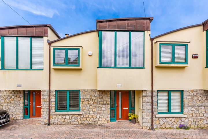 3 Brehon Court, Harold's Grange Road, Rathfarnham, Dublin 16, D16X2A8