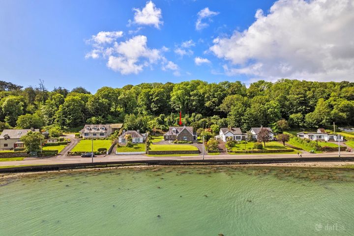 Rockmount, Sea Road, Courtmacsherry, Co Cork, P72DX05