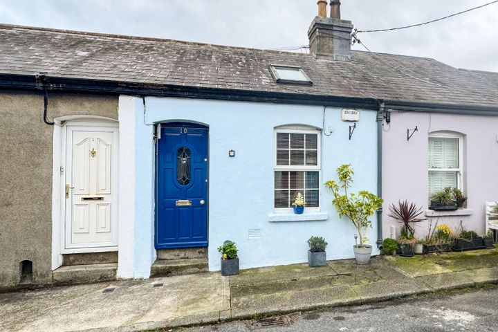 10 Coldwell Street, Glasthule, Co. Dublin, A96R156