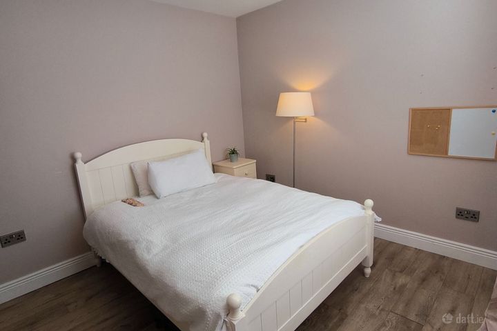 48 Bridgemeadow, Milehouse Road, Enniscorthy, Co. Wexford