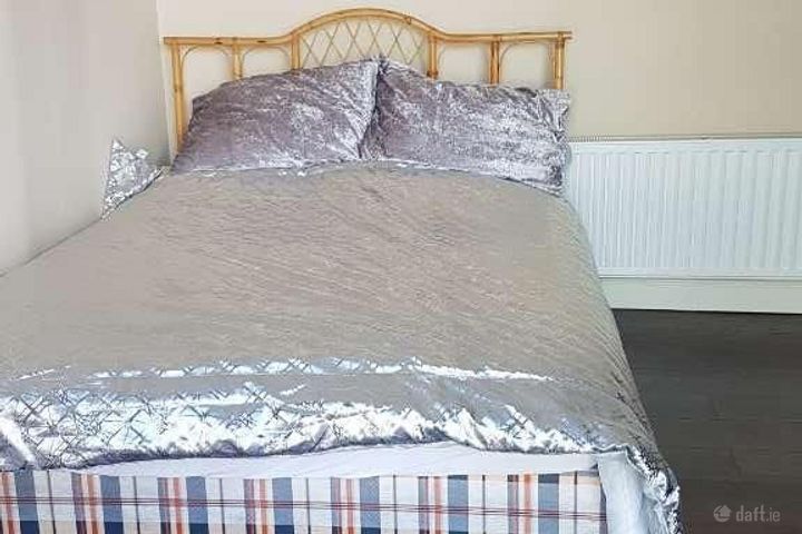 Hillcrest Walk, Lucan, Co. Dublin