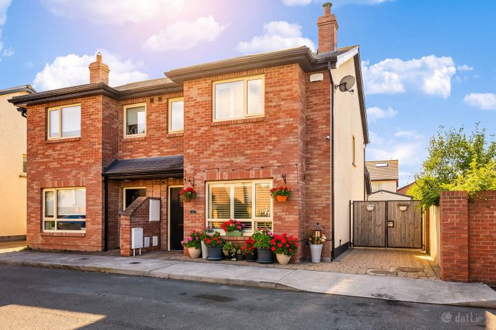 14 Forge Court, Lusk, Co. Dublin, K45 XY71