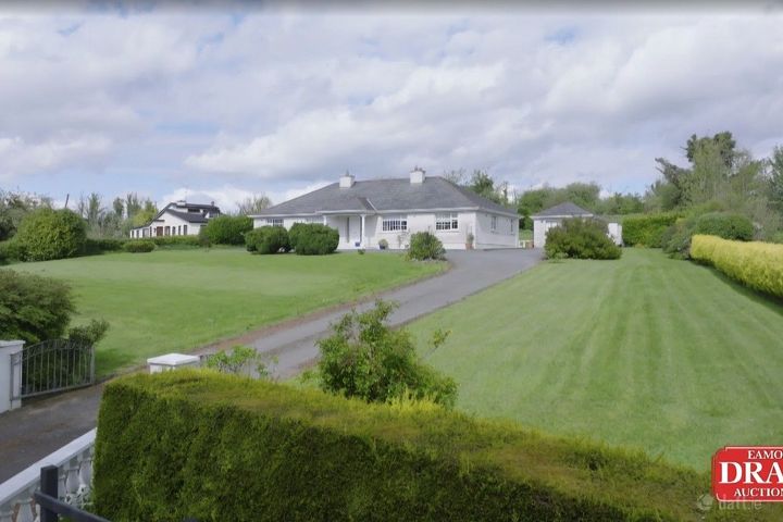 Rathmore, Aughnacliffe, Aughnacliffe, Co. Longford, N39Y680