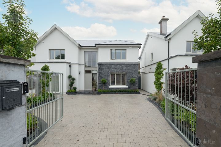 3 Greenbanks, Well Road, Cork, Cork