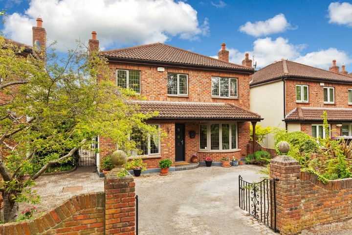 13 Chesterfield View, Castleknock, Dublin 15, D15HAF4