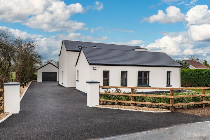 Stickens, Caragh, Co. Kildare, W91V2KD