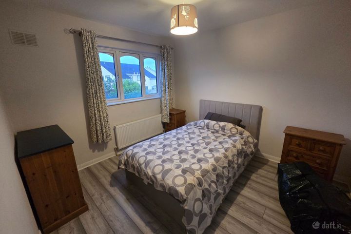 33 Dún Na Rí, Ennis, Co. Clare
