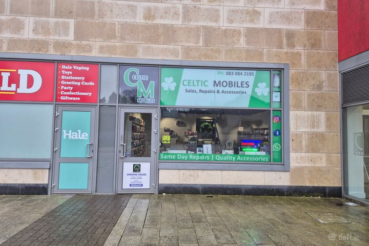 Cashel Town Shopping Centre, Cahir Road, Cashel, Co. Tipperary